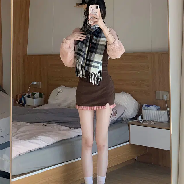 梦特娇 英伦风高级氛围感御寒流苏 仿羊绒 绒线围巾 男女同款情侣款