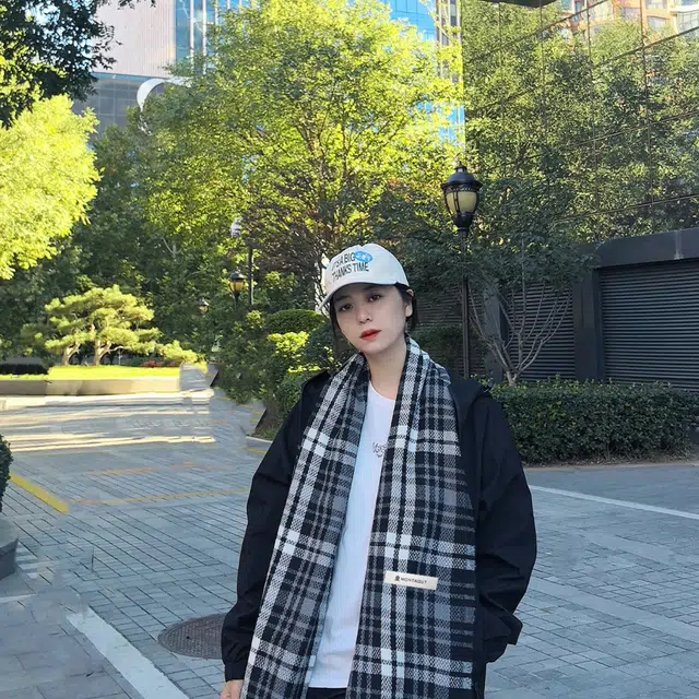 梦特娇 经典英伦风双面加厚小格纹流苏秋冬保暖 绒线围巾 男女同款情侣款