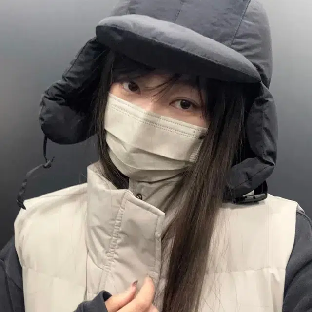 梦特娇 户外骑车滑雪百搭护耳保暖纯色 锦纶 雷锋帽 男女同款情侣款
