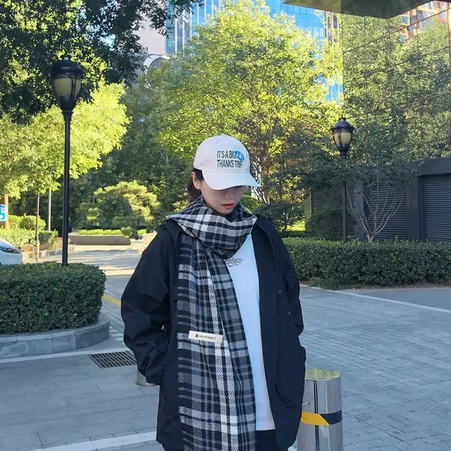 梦特娇 经典英伦风双面加厚小格纹流苏秋冬保暖 绒线围巾 男女同款情侣款