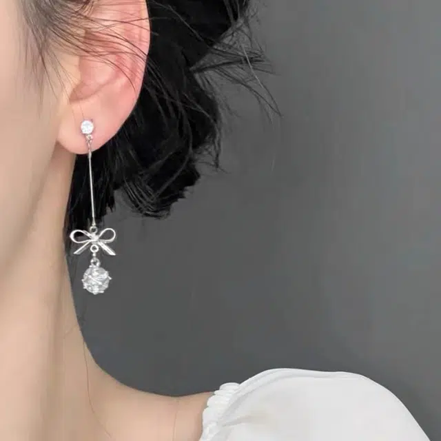 梦特娇 高级感小众甜美气质长款流苏蝴蝶结 合金 耳环 女款