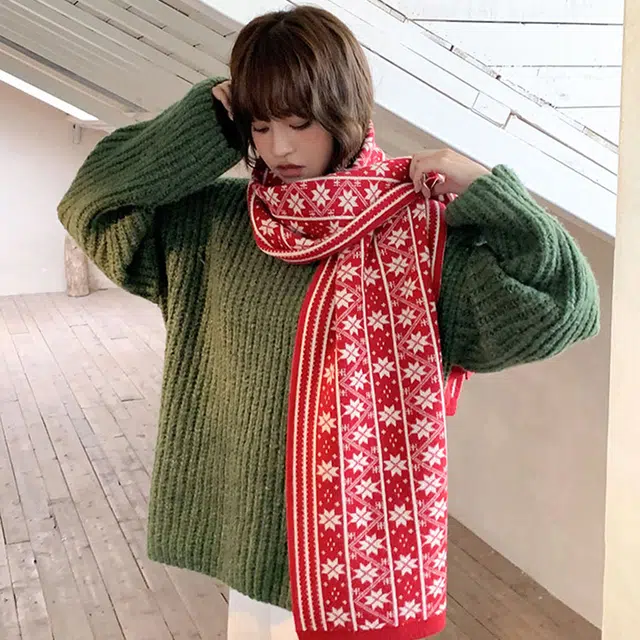 梦特娇 韩系圣诞雪花双面针织保暖加厚 绒线围巾 男女同款情侣款
