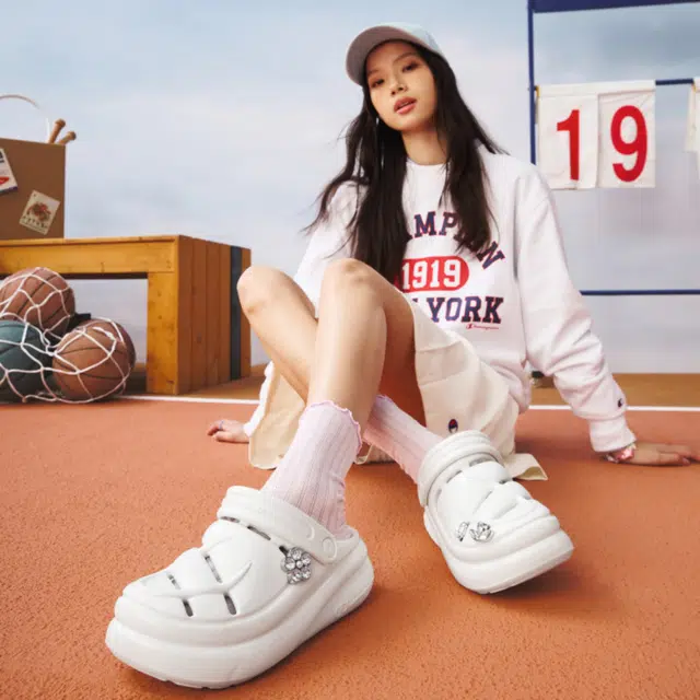 Champion EVA Sandal Yoshi 1 logo