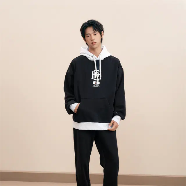 Champion FW24 field of play C-Logo
