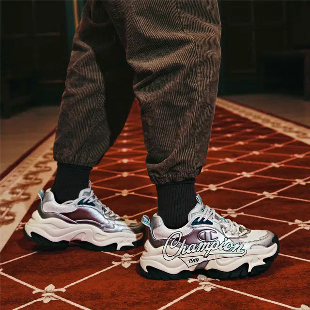 Champion Retro Sports