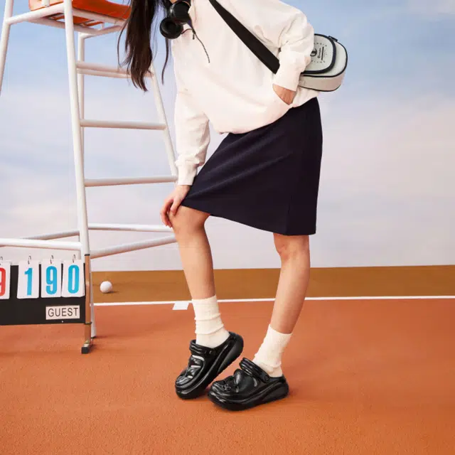 Champion EVA Sandal Yoshi 1 logo