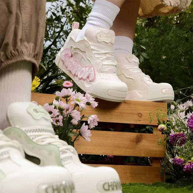 Champion Puffy Jelly Logo