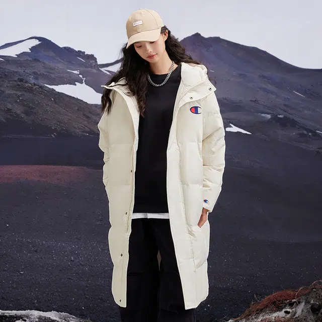 Champion FW22 US Life