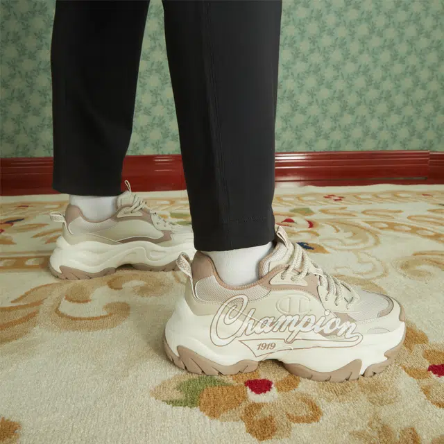 Champion Retro Sports