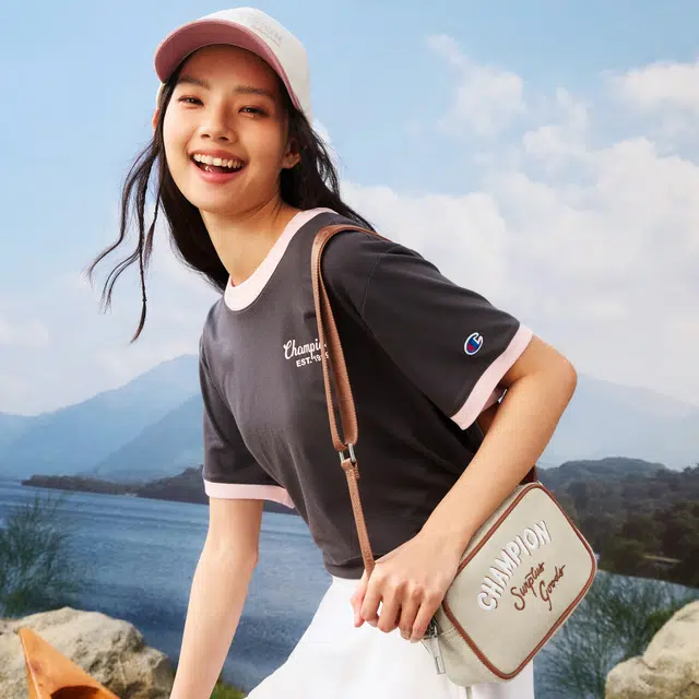 Champion Champ Camera Bag Logo