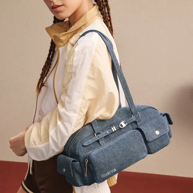 Champion Multi-pocket Baguette Bag SS25
