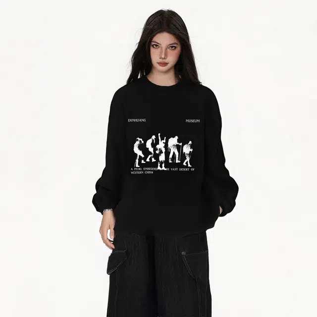 敦煌博物馆 美式复古幻影模糊人像印花嘻哈街头学院风宽松休闲套头圆领长袖卫衣 男女同款
