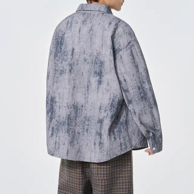 敦煌博物馆 美式高街扎染花卉字母印花泡泡格撞色大口袋翻领落肩长袖学院风百搭运动休闲衬衫 男女同款