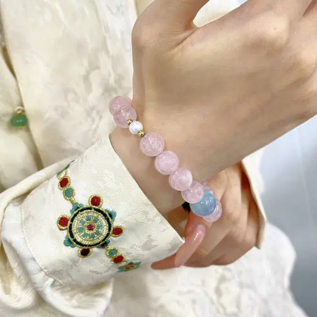 【芙蓉】 浮笙梦 招桃花粉晶轻奢小众清冷高级感 甜美浪漫桃花运 时尚日常通勤 新中式精美约会礼盒好运天然 粉水晶 手串 女款
