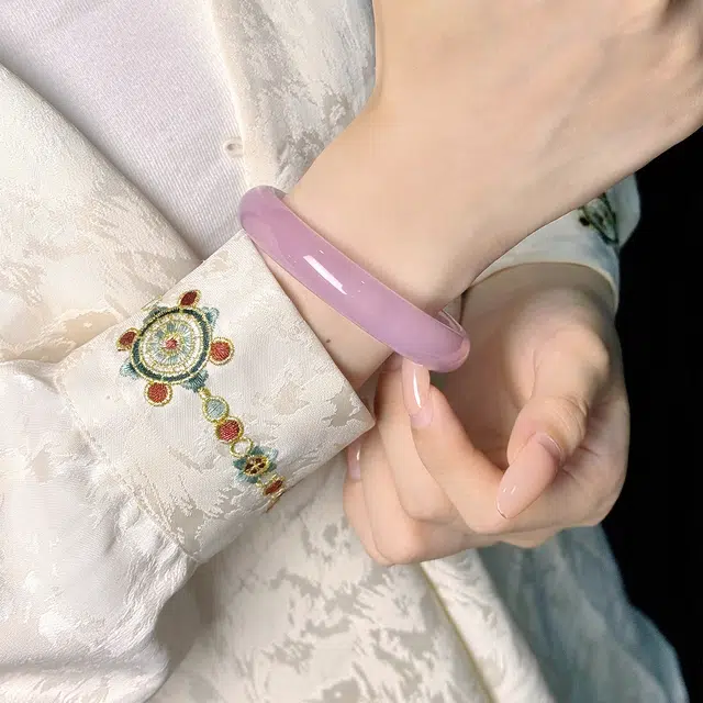 浮笙梦 芋泥波波 清透冷淡风小众新中式精致古风清冷感温润气质优雅小众旗袍汉服百搭素圈甜蜜浪漫 玉髓 手镯 女款