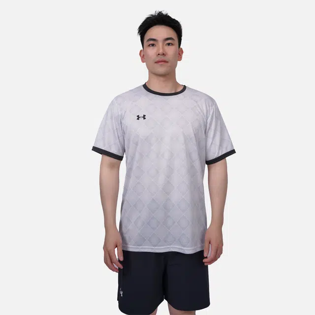 Under Armour T