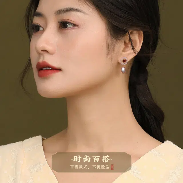 【现代美学】 凤凰涅磐 优雅高端气质时尚百搭 原创国风新中式首饰 小众冷淡风高级感 个性宣言 淡水珍珠 耳钉 女款