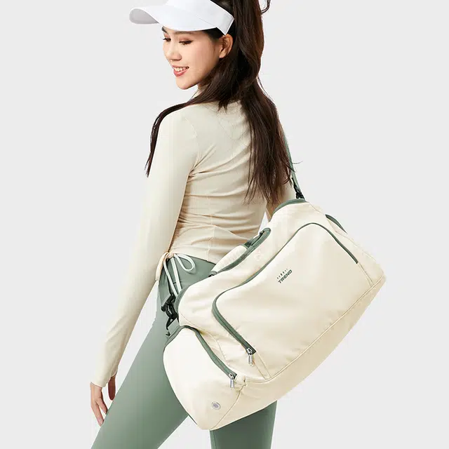 Qingqizhe Travel Gym Bag Beige