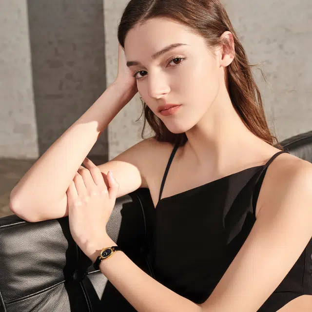 Fiyta Quartz Black Dial