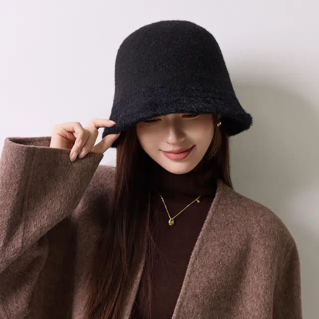 稻草人 毛绒水桶帽保暖防寒 简约百搭时尚 显脸小 涤纶 渔夫帽 女款