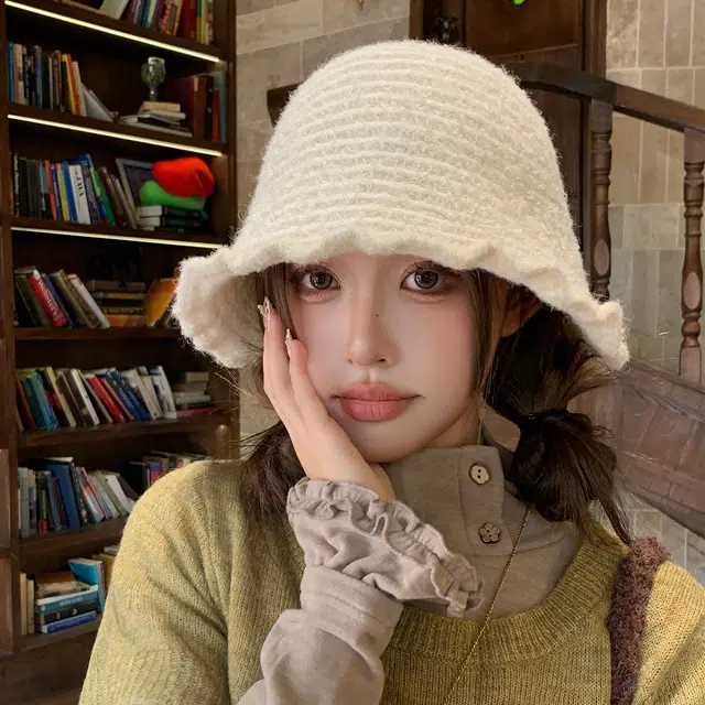 稻草人 百搭显脸小保暖 甜美可爱简约休闲 涤纶 渔夫帽 女款