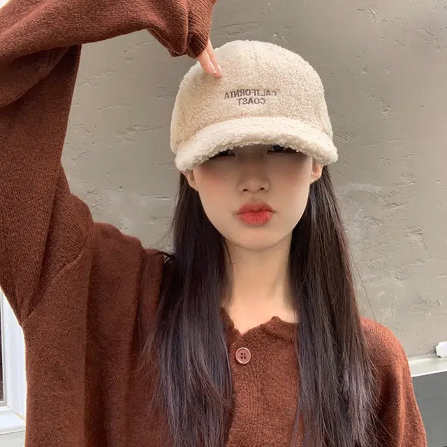 稻草人 秋冬毛绒绒棒球帽韩版时尚简约显脸小 潮流百搭 涤纶 鸭舌帽 女款