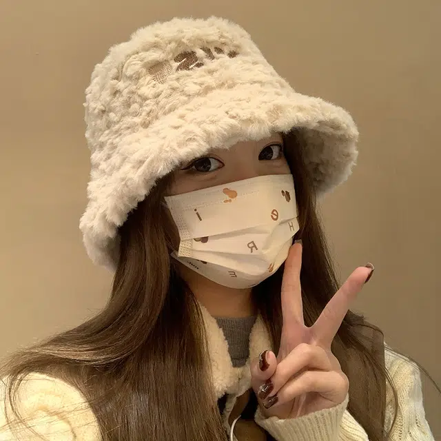 稻草人 毛绒绒盆帽甜美可爱百搭 冬天保暖显脸小 韩版高级感 聚酯纤维 渔夫帽 女款