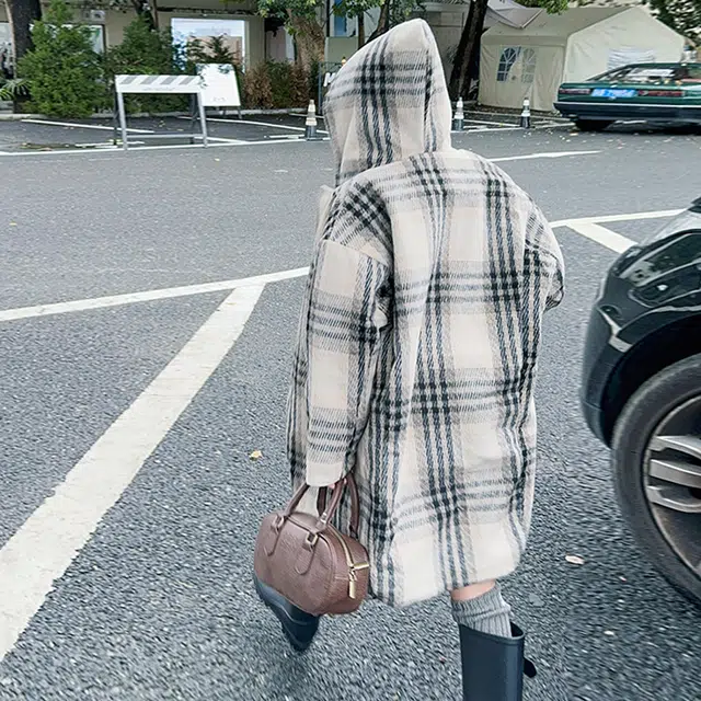 木木屋 连帽亲肤舒适透气大衣 杏色 青少年
