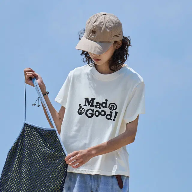 madgood logo T