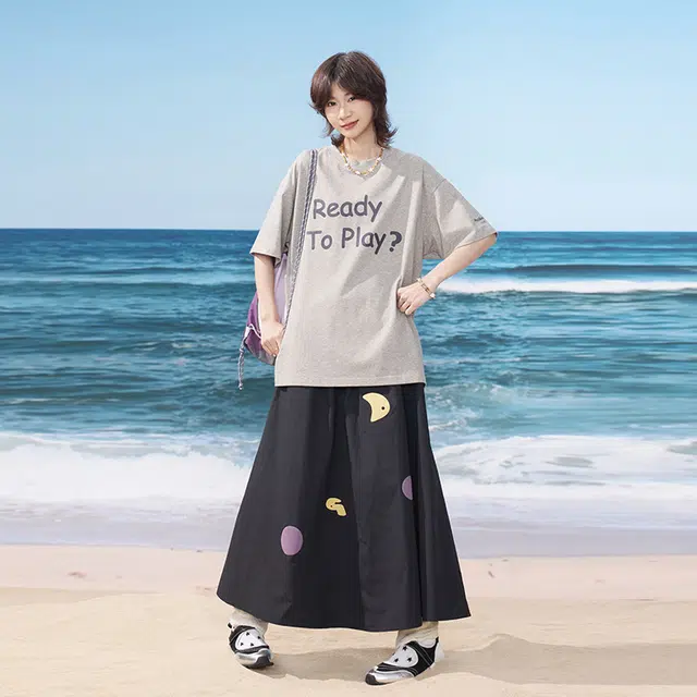 madgood logo T