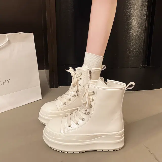 乐乐鱼 小个子百搭简约舒适时尚 短靴 女