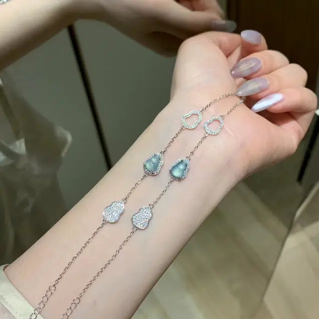 七享 精致清冷感招财蓝水葫芦福禄好运高级轻奢 糯冰 翡翠手链 女款