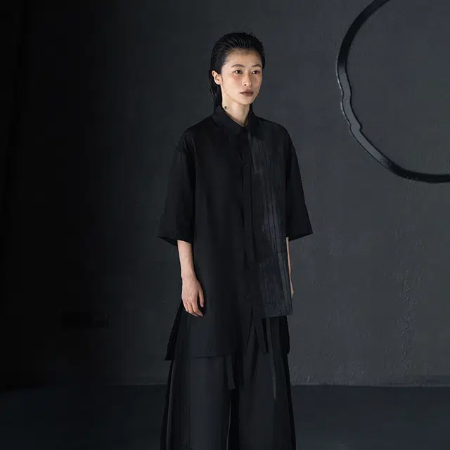 幻象者 纯色翻领中长款七分袖衬衫 男女同款 黑色