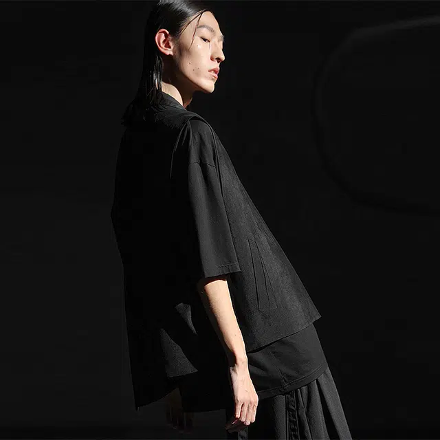 幻象者 纯色纽扣薄款马甲 男女同款 黑色