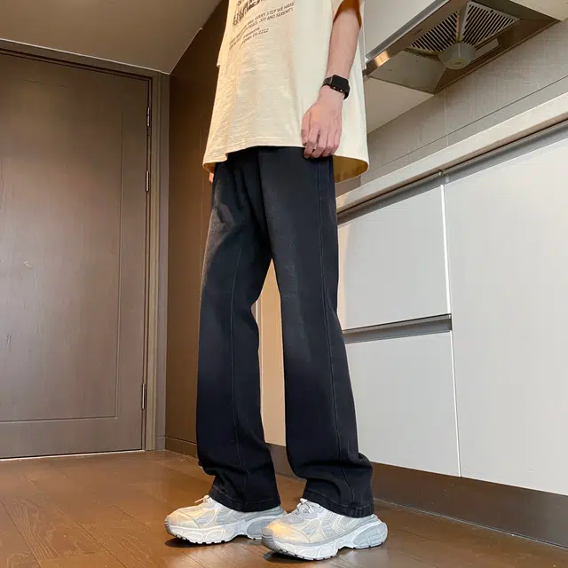 EMERICA x KW