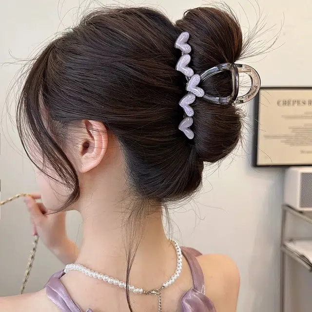 尚先生 新款韩式网红爱心亚克力发夹甜美少女心后脑勺鲨鱼夹新款百搭 头饰 女款