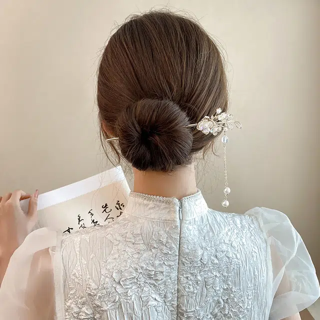 尚先生 铃兰花古风步摇高级感古典仿珍珠汉服流苏旗袍盘发钗子 发簪 女款