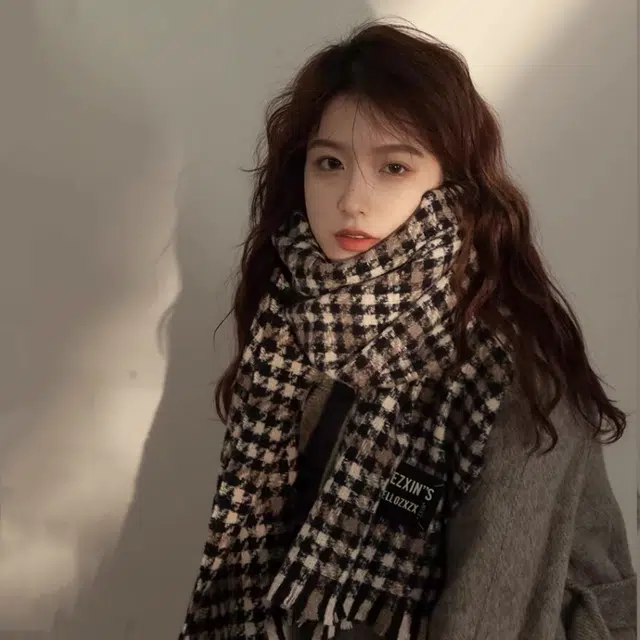 尚先生 美拉德格纹千鸟格保暖一体 绒线围巾 女款