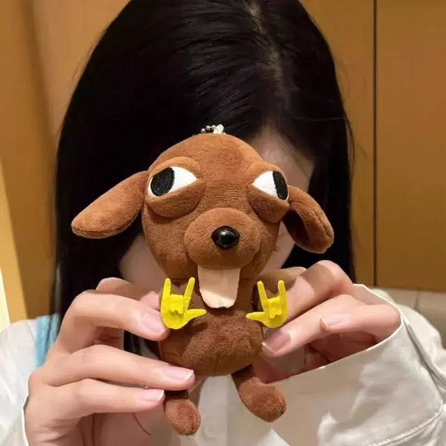 尚先生 抽象邪恶吉娃娃玩偶背包挂饰 毛绒 挂件 男女同款情侣款