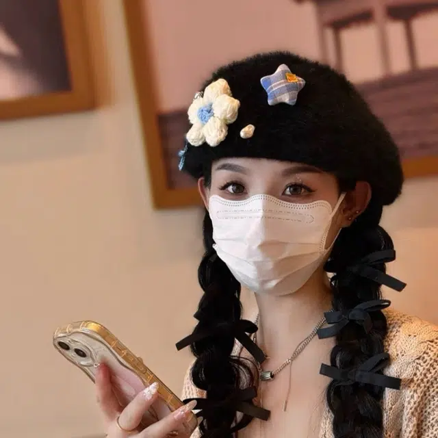 尚先生 花朵白色小香风帽大头围显脸小百搭 毛绒 贝雷帽 女款