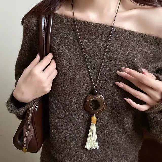 尚先生 复古镂空花朵流苏小众设计款配饰 毛线 项链 女款