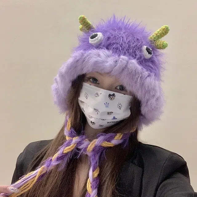 尚先生 可爱兔毛绒小怪兽帽子秋冬保暖手工钩织帽护耳 聚酯纤维 绒线帽 女款
