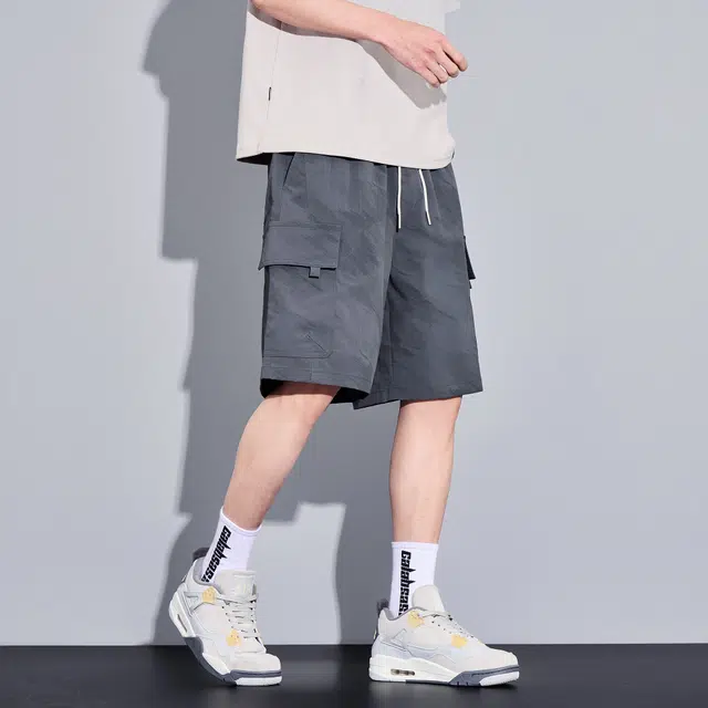 瑞梵帝斯 美式复古舒适时尚简约纯色水洗做旧中腰松紧抽绳宽松直筒户外度假沙滩裤百搭休闲运动透气五分裤男生短裤 男款