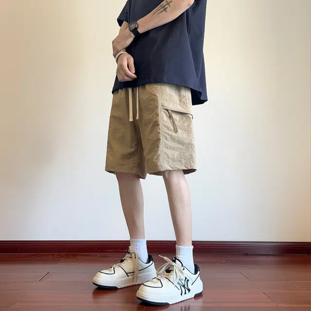 瑞梵帝斯 美式复古薄款冰丝凉感透气宽松柔软运动日常出行亲肤吸汗舒适纯色中腰型直筒系带外穿大码速干五分休闲裤男生短裤 男款