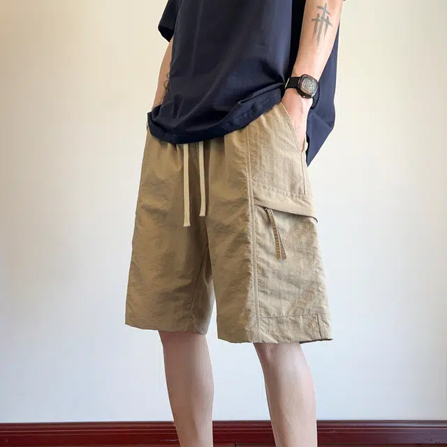 瑞梵帝斯 美式复古薄款冰丝凉感透气宽松柔软运动日常出行亲肤吸汗舒适纯色中腰型直筒系带外穿大码速干五分休闲裤男生短裤 男款