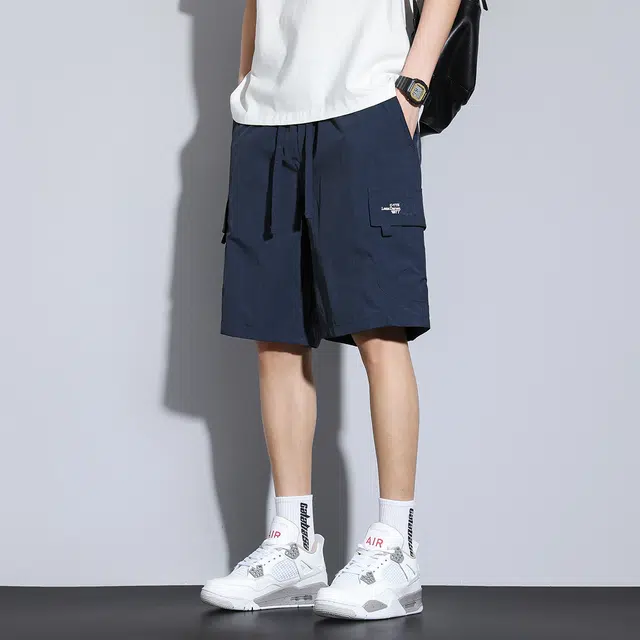 瑞梵帝斯 时尚薄款户外运动透气凉感百搭口袋装饰潮流宽松柔软舒适亲肤水洗直筒机能宽松五分休闲短裤 男款