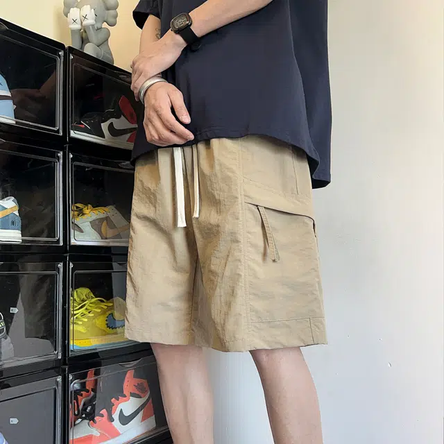 瑞梵帝斯 美式复古薄款冰丝凉感透气宽松柔软运动日常出行亲肤吸汗舒适纯色中腰型直筒系带外穿大码速干五分休闲裤男生短裤 男款