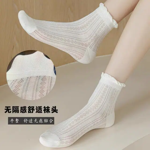 加菲猫家族 无骨薄款日系花边网眼透气镂空中筒袜 女款 礼袋组合装