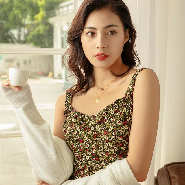 六福珠宝 巨蟹座古币 足金 计价金 黄金吊坠 女款