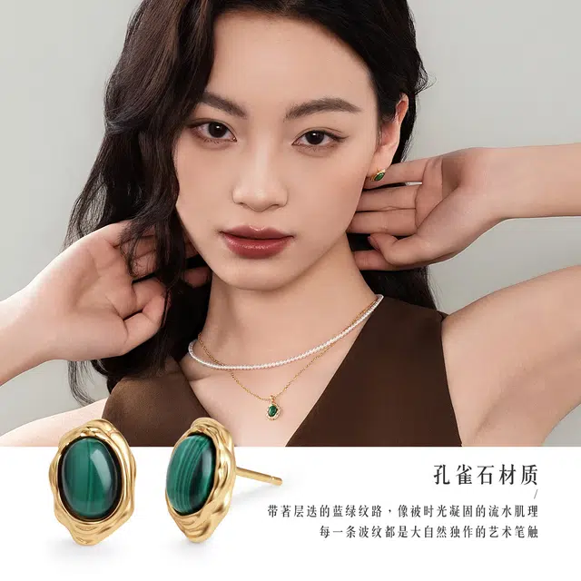 六福珠宝 【时来运转】新中式国潮复古花边耳饰轻奢高级感设计优雅气质显白养耳洞#好运 孔雀石 耳钉 女款